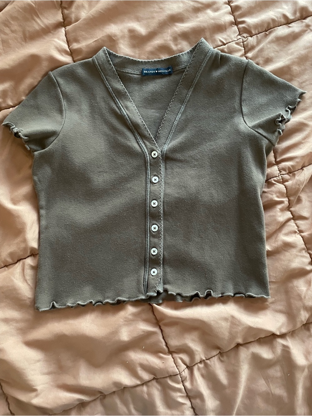 Ruffle-Hem Button Front Top XS/S